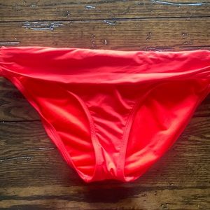 Cherry Red Kenneth Cole bikini bottoms sz L